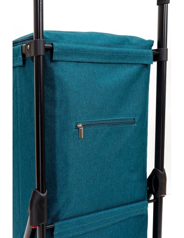 Cubic turquoise roller