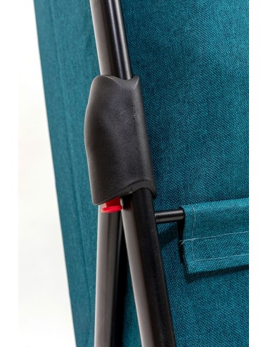 Cubic turquoise roller